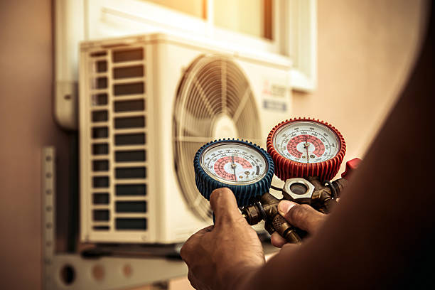 Professional Hvac Installation technician working in Kings Park, NY